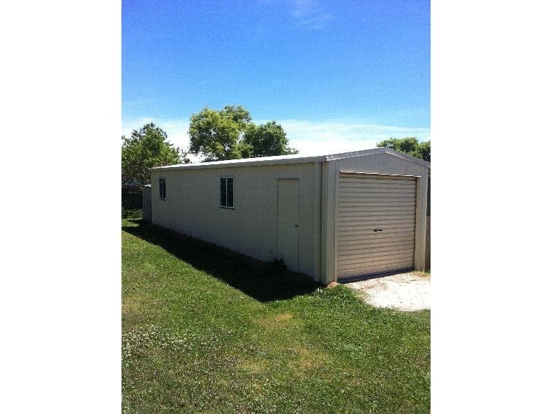4 Youman Street, Guyra NSW 2365