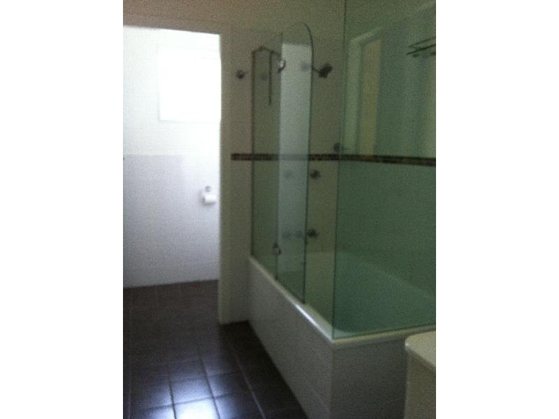 1/5 Oak Tree Drive, Armidale NSW 2350