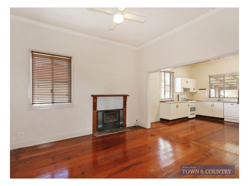 229 Brown Street, Armidale NSW 2350