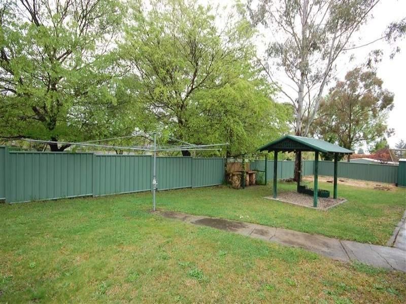 10 Kathleen Crescent, Armidale NSW 2350