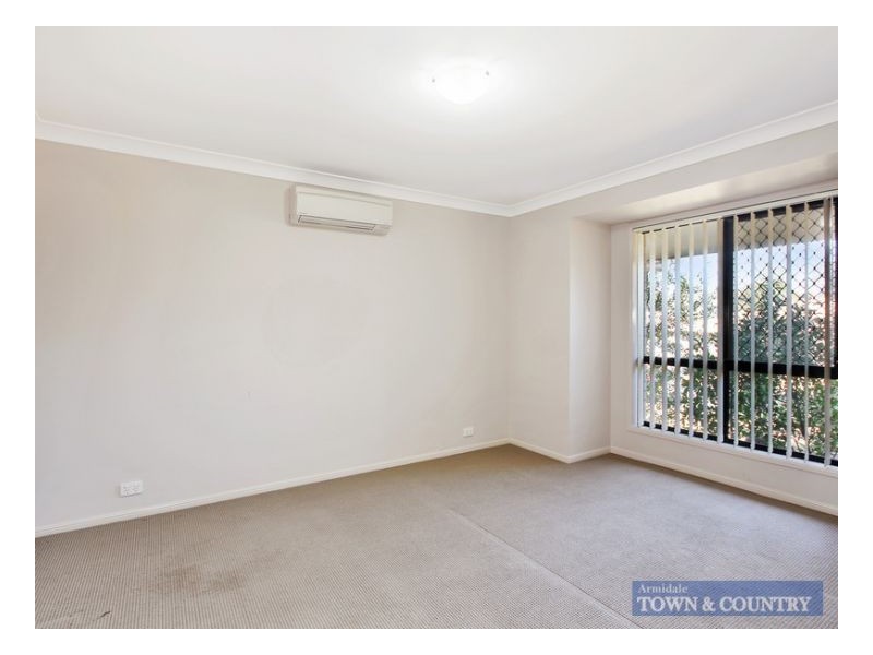 13 Earle Page Drive, Armidale NSW 2350