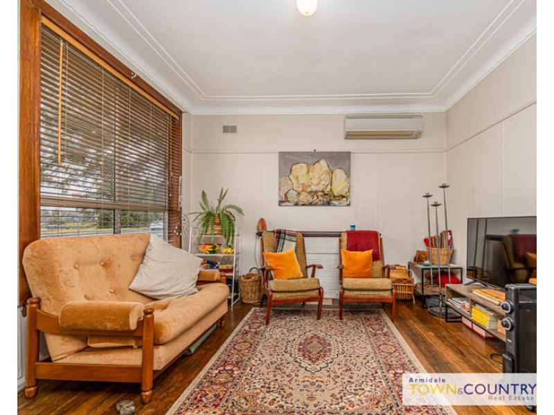 168 Canambe St, Armidale NSW 2350