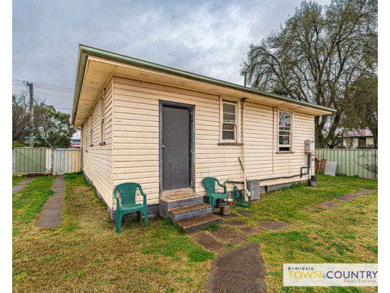 168 Canambe St, Armidale NSW 2350