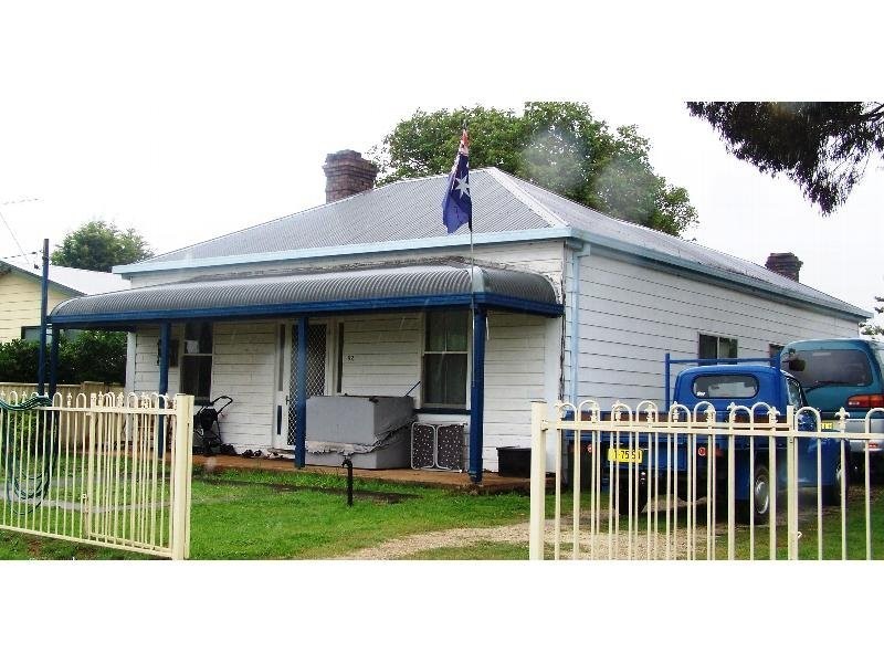 92 Ollera Street, Guyra NSW 2365