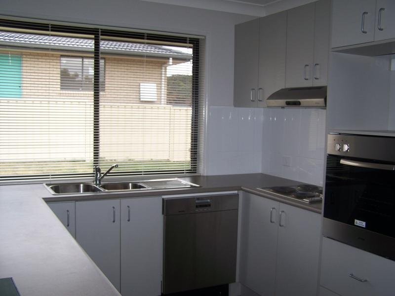 4 Earle Page Drive, Armidale NSW 2350