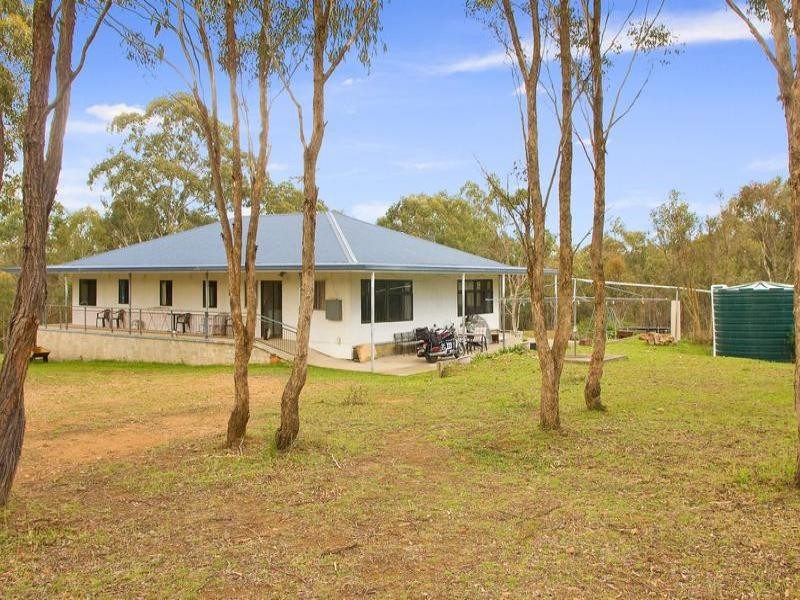 20 Kendall Road, Invergowrie NSW 2350