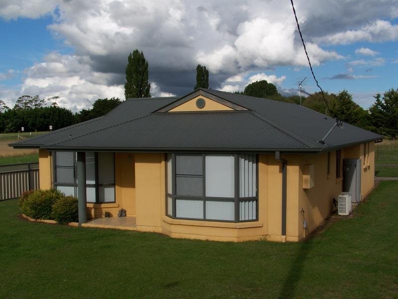 132 Ollera Street, Guyra NSW 2365