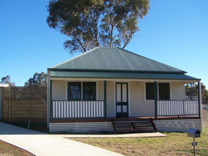 12 Morson Avenue, Armidale NSW 2350