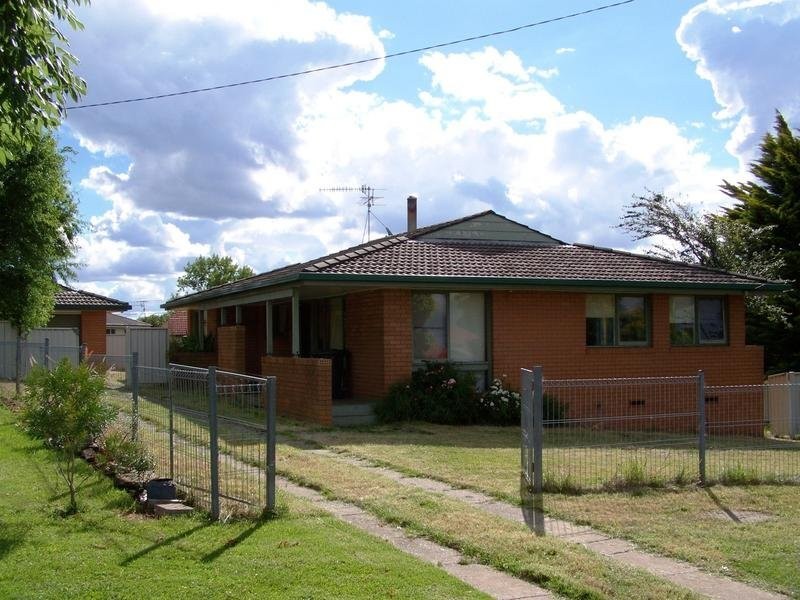 4 Lochaber Crescent, Guyra NSW 2365