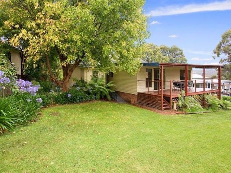 14 Johnson Avenue, Armidale NSW 2350