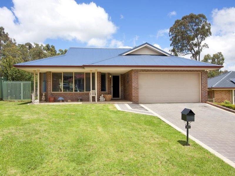 69 Norris Drive, Armidale NSW 2350