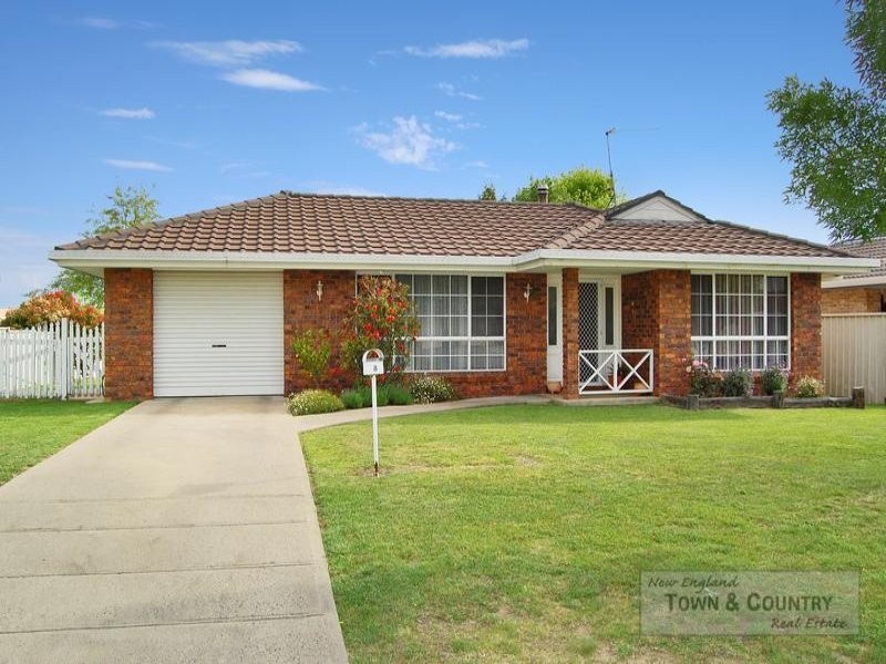 8 Newling Avenue, Armidale NSW 2350