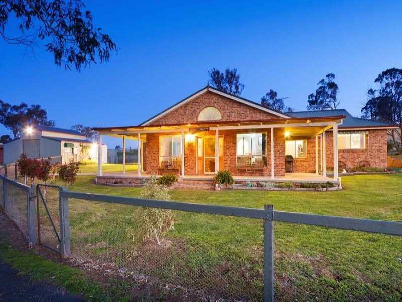 25 Simmons Road, Armidale NSW 2350