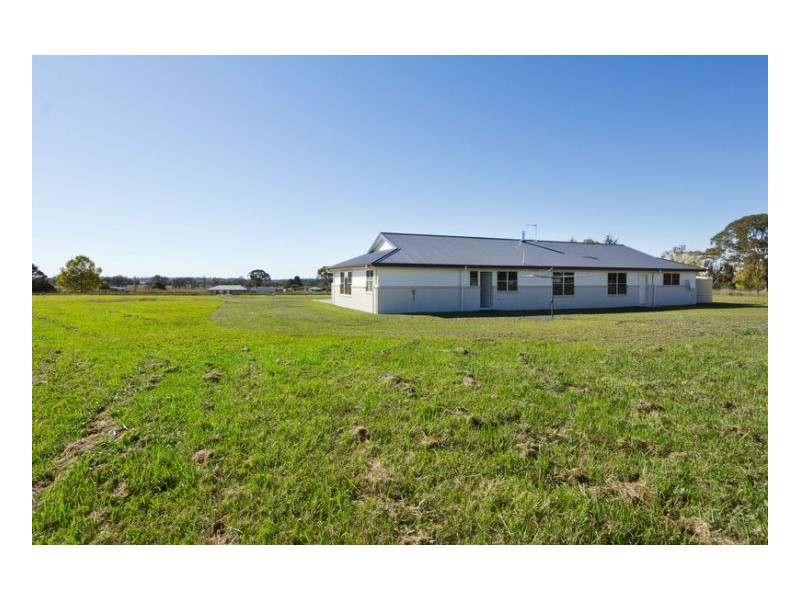 29 Marble Hill Road, Armidale NSW 2350