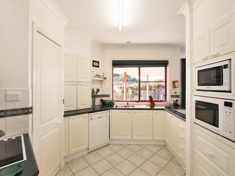 3 Baird Place, Armidale NSW 2350