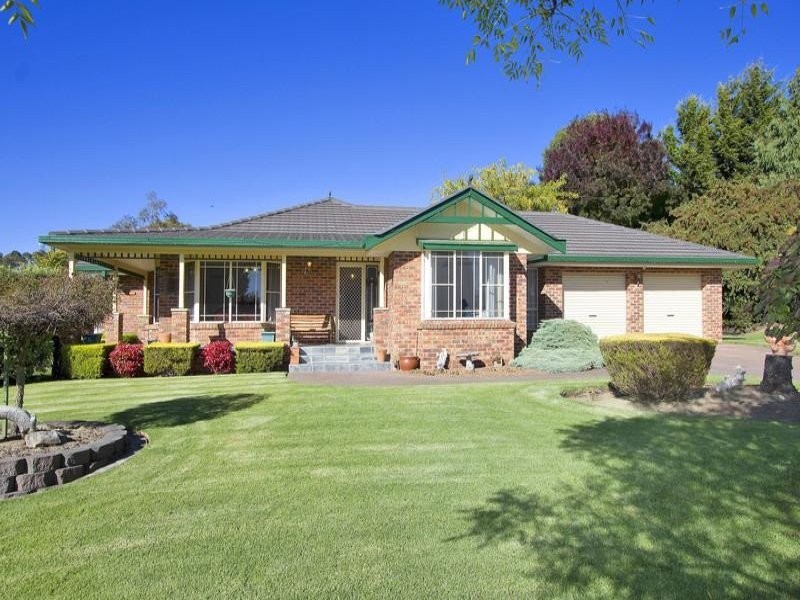 72 The Avenue, Armidale NSW 2350