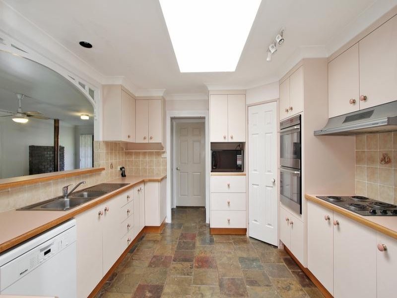 72 The Avenue, Armidale NSW 2350