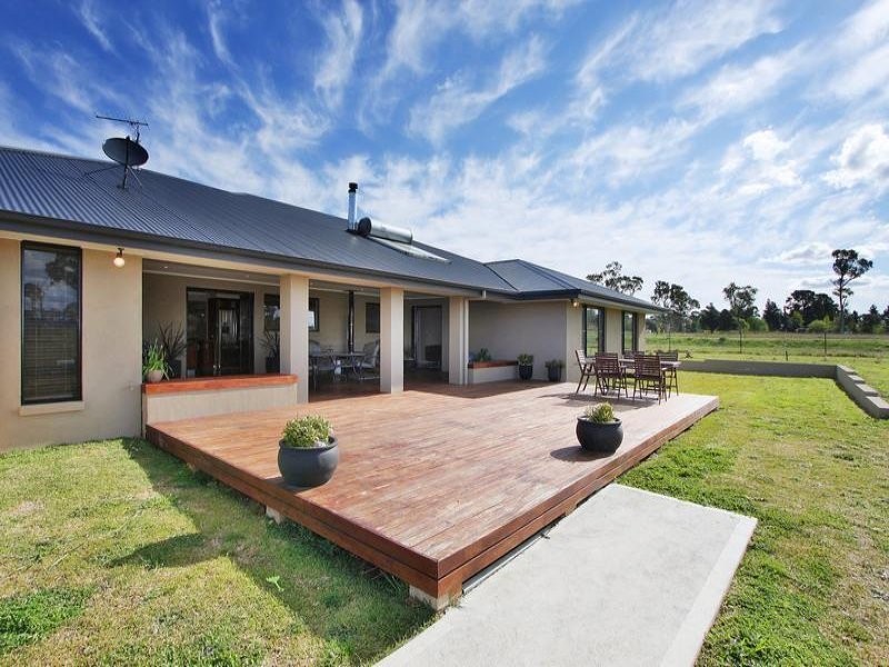 51 Macleay Way, Armidale NSW 2350