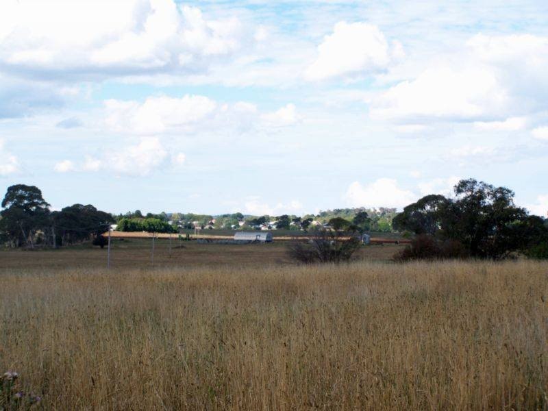 2 Lakeview Road, Guyra NSW 2365