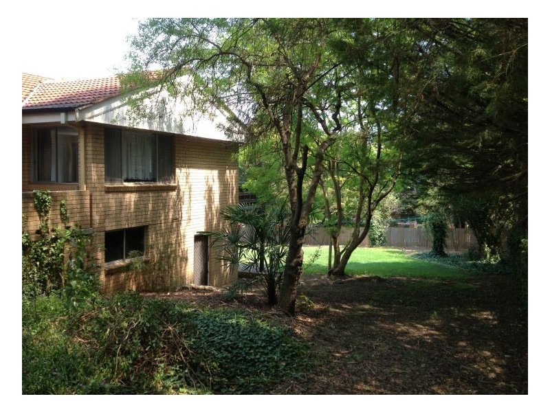 8 Nyssa Street, Armidale NSW 2350