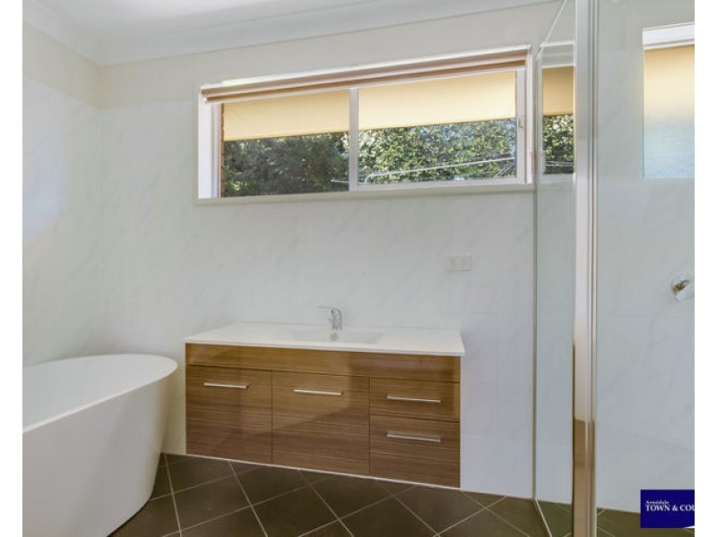 159 Kirkwood Street, Armidale NSW 2350