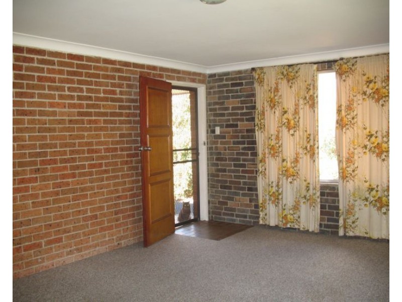 2/6 Power Place, Armidale NSW 2350