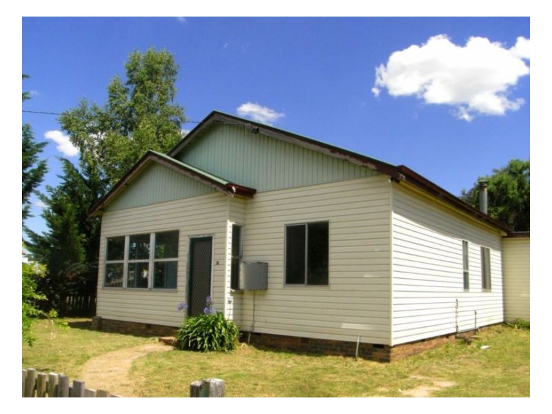 30 O’Donnell Avenue, Guyra NSW 2365