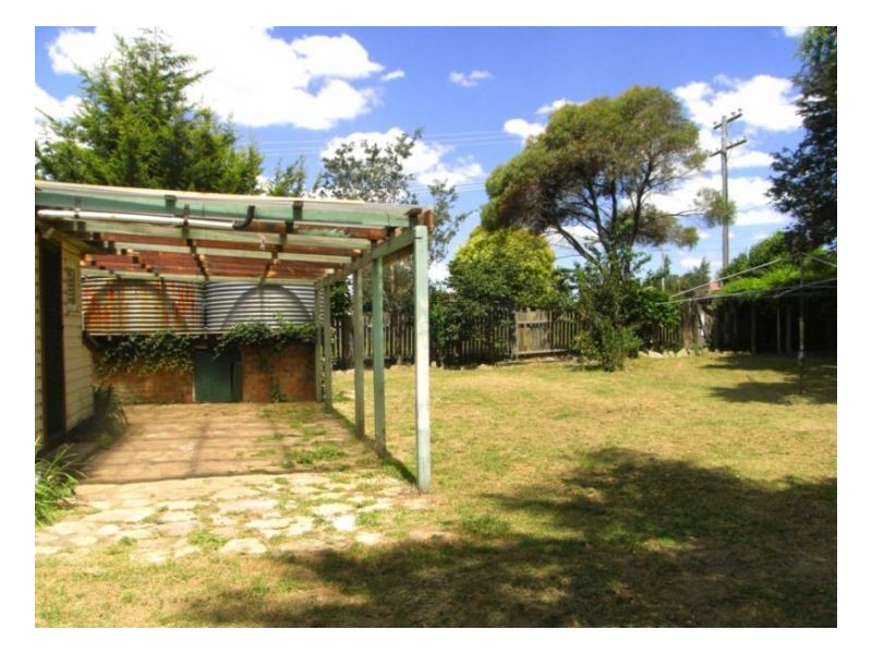 30 O’Donnell Avenue, Guyra NSW 2365