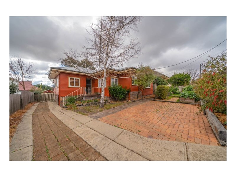 149 Brown Street, Armidale NSW 2350