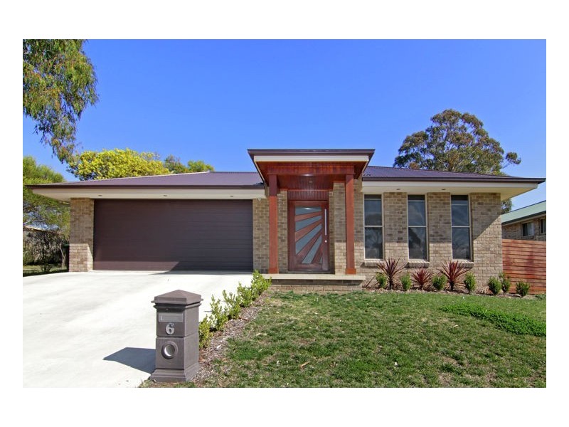6 Erin Court, Armidale NSW 2350