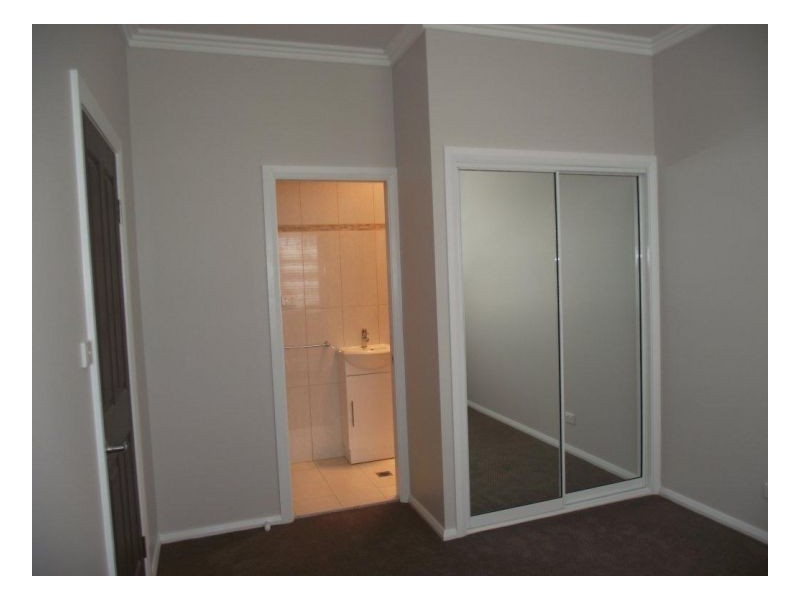 2/173 Brown, Armidale NSW 2350