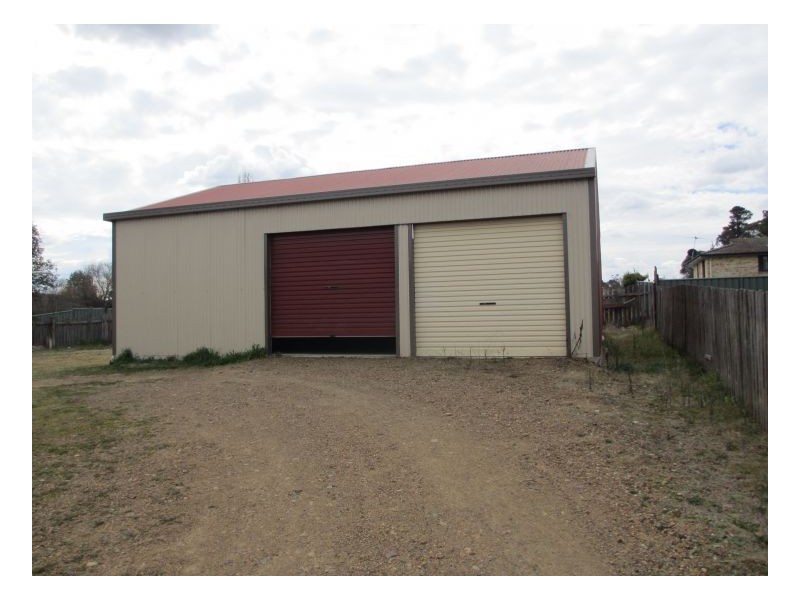 3 Herbert Lane, Armidale NSW 2350