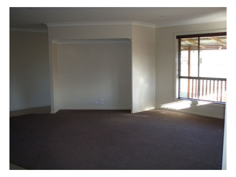 75 Sole Street, Guyra NSW 2365