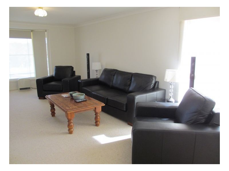 1 Williams Place, Armidale NSW 2350