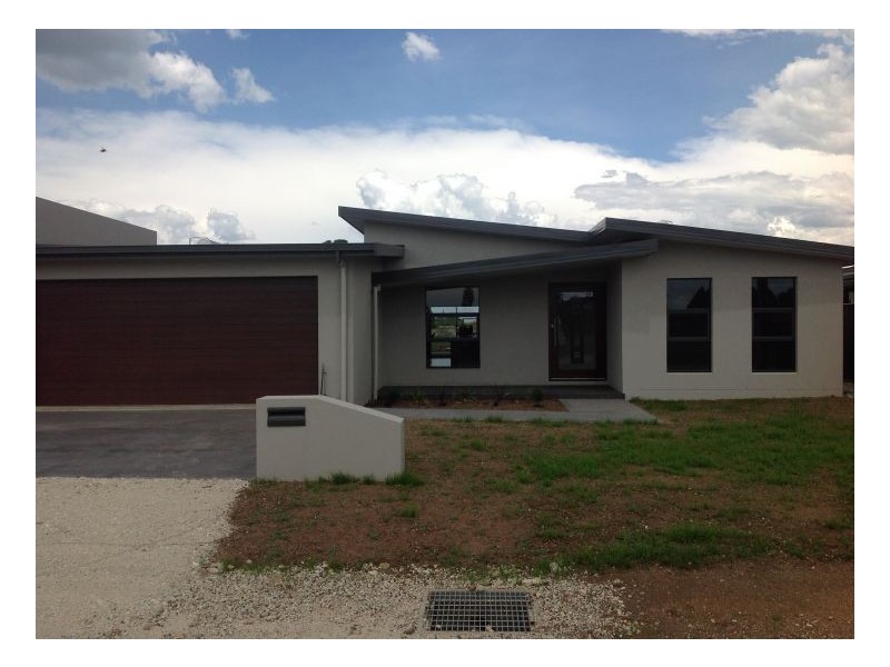 77c Sole Street, Guyra NSW 2365