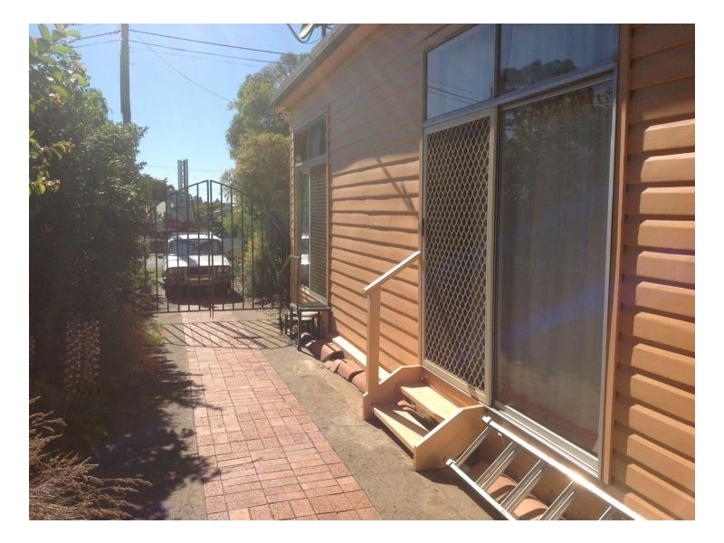 9 Crescent street, Armidale NSW 2350