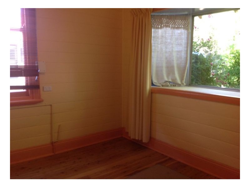 9 Crescent street, Armidale NSW 2350