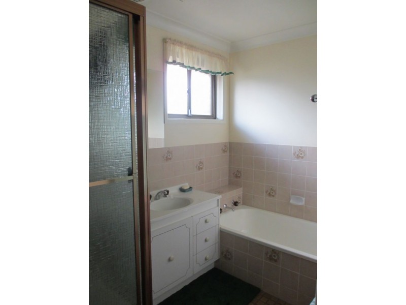 108 Queen Elizabeth Drive, Armidale NSW 2350