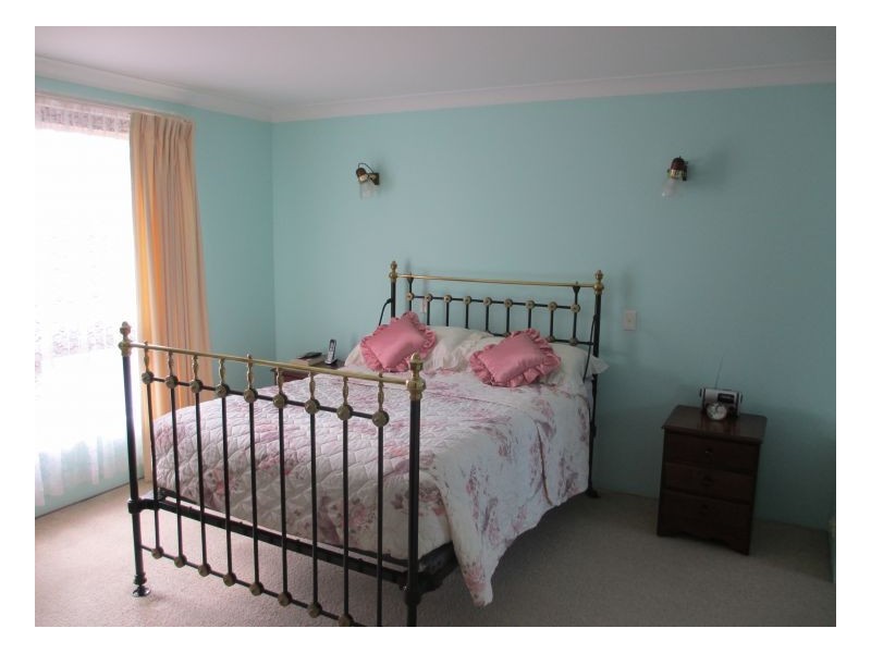 108 Queen Elizabeth Drive, Armidale NSW 2350