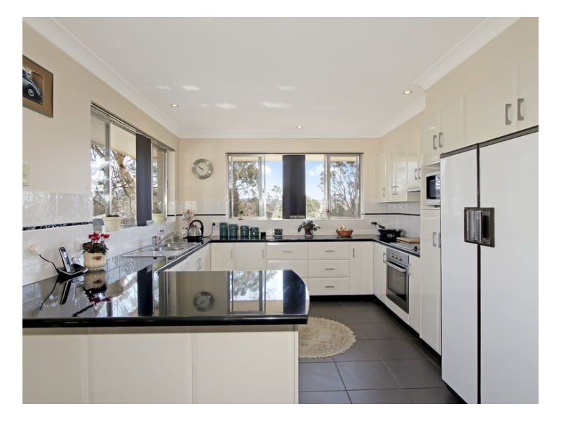 19 Inces, Armidale NSW 2350