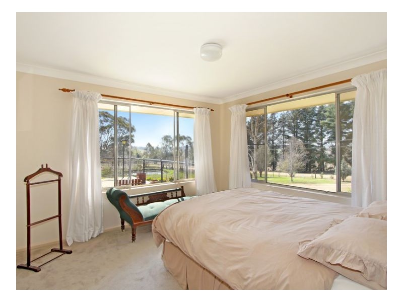 19 Inces, Armidale NSW 2350