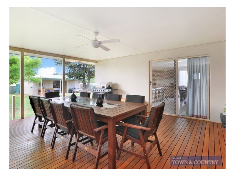 84 Douglas Street, Armidale NSW 2350