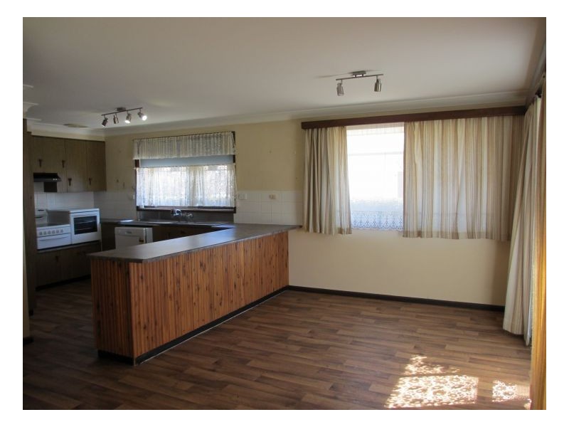 6 Ollera, Guyra NSW 2365