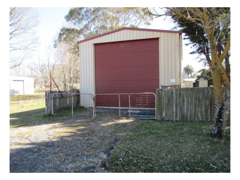 6 Ollera, Guyra NSW 2365
