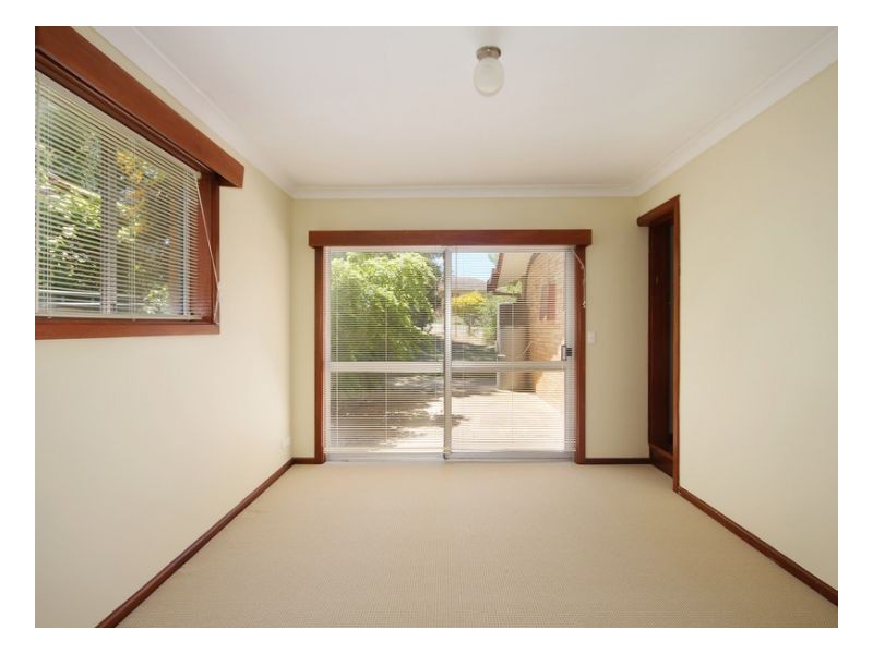 6 Cotswold, Armidale NSW 2350