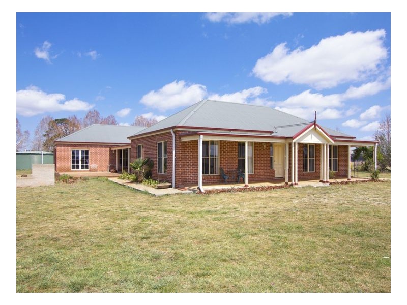 44 Chaffeys Lane, Guyra NSW 2365
