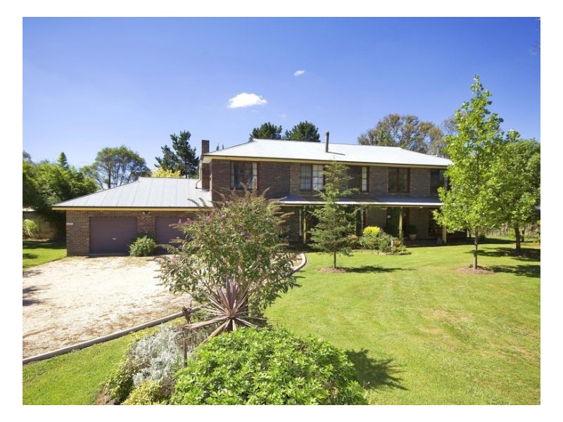 225 Simmons Road, Armidale NSW 2350