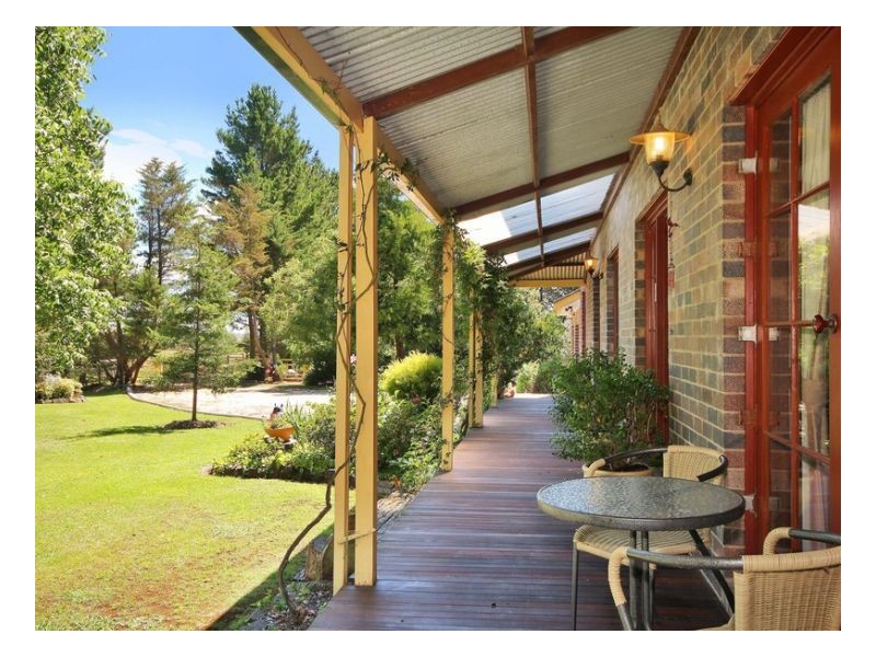225 Simmons Road, Armidale NSW 2350
