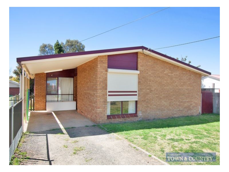 13 Brewery Lane, Armidale NSW 2350