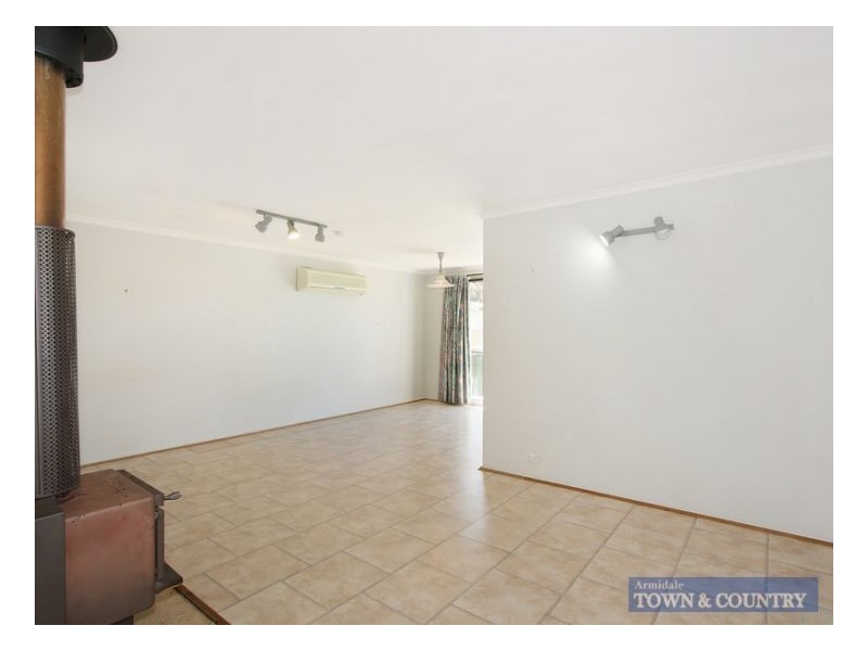 13 Brewery Lane, Armidale NSW 2350